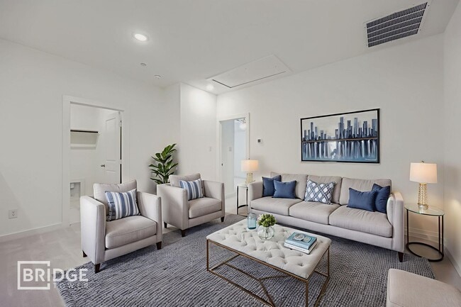 Building Photo - Harwood Plan