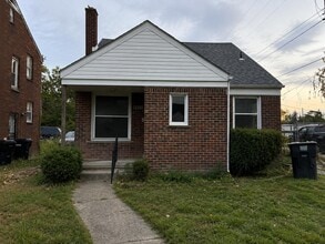 Building Photo - 16889 Murray Hill St