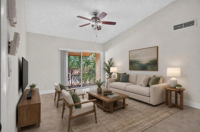 Foto del edificio - 10765 Cleary Blvd