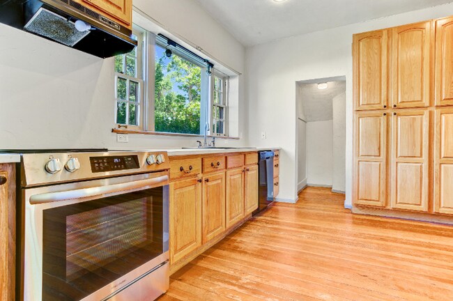 Foto del edificio - 633 N 8th St