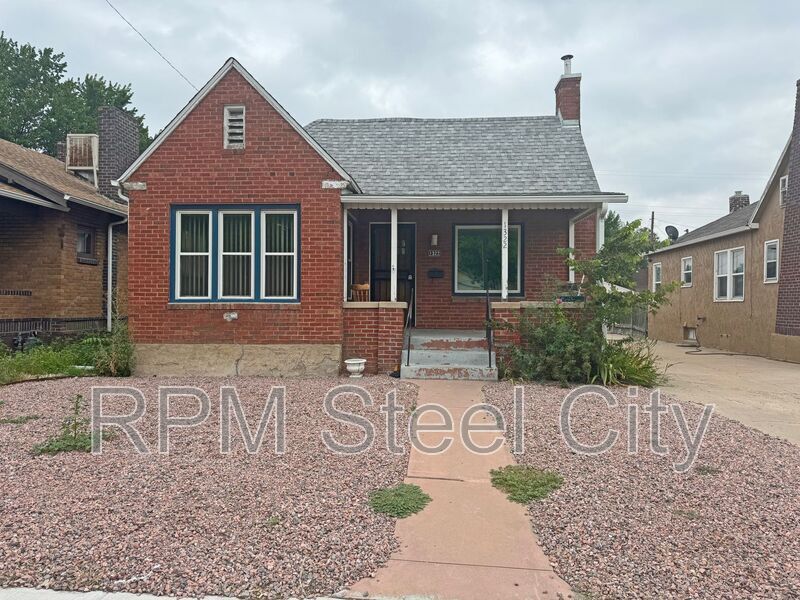 Foto principal - 1322 Claremont Ave