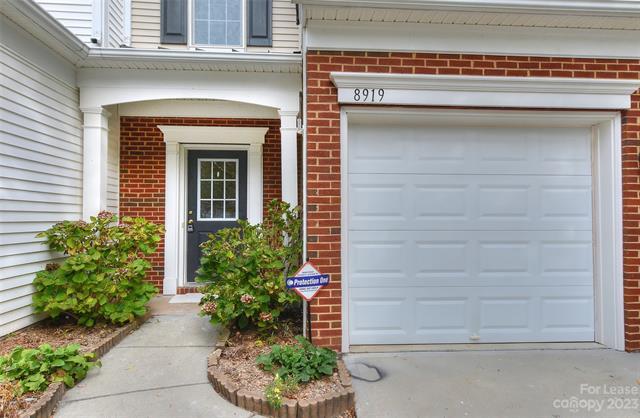 Foto del edificio - 8919 Kirkley View Ct