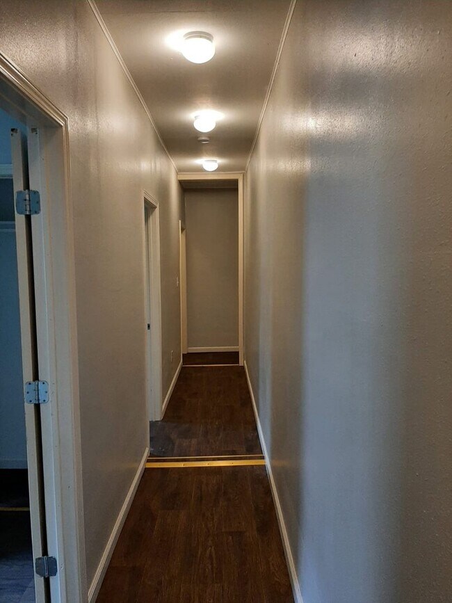 Building Photo - 1545 Avenue B