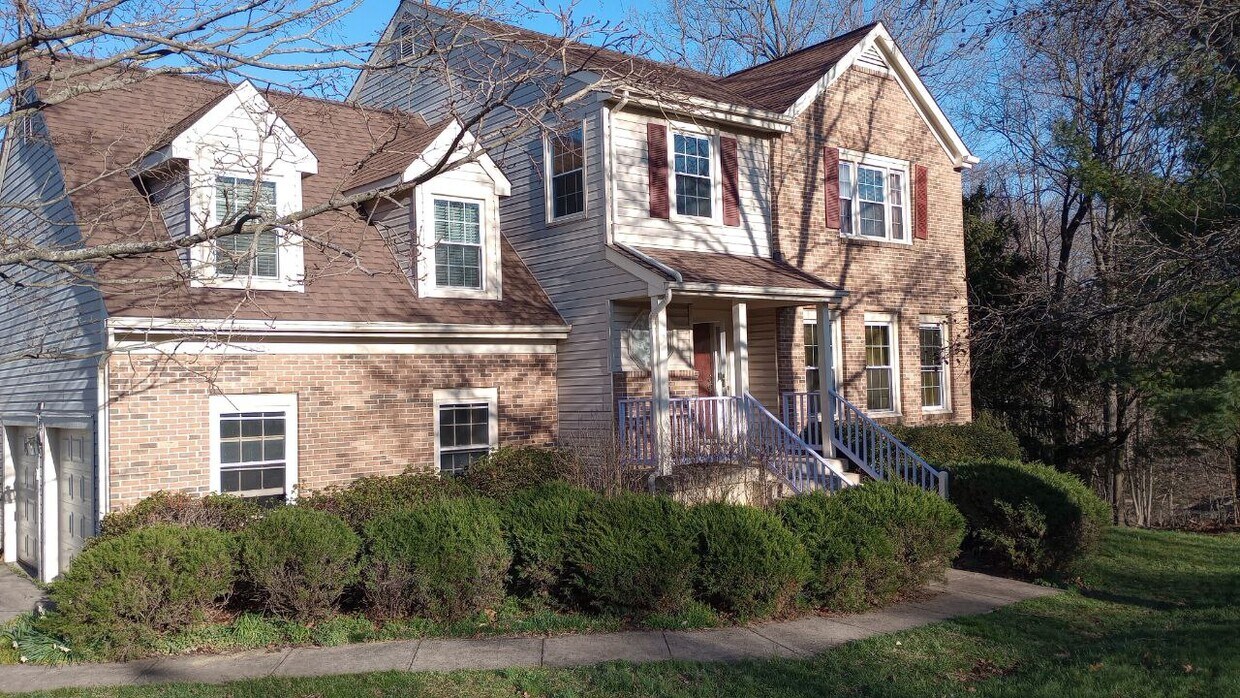 5700 Deer Pond Rd, Centreville, VA 20120 House Rental in Centreville