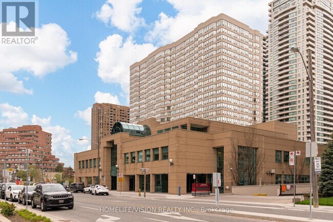 Building Photo - 30 Greenfield Ave