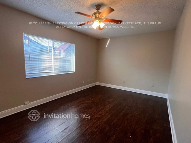Foto del edificio - 3925 Whittington Dr