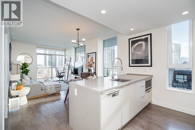 Photo du bâtiment - 4465 Juneau St