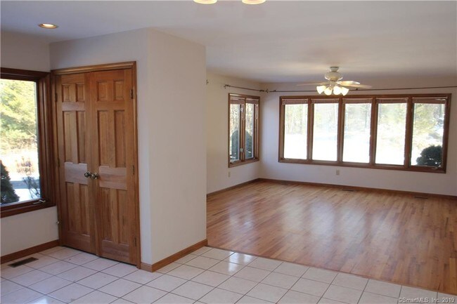 Building Photo - 251 Hattertown Rd