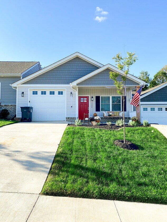 Primary Photo - 1308 Emerald View Ct