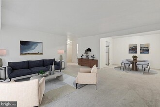 Building Photo - 118 Drummers Ln