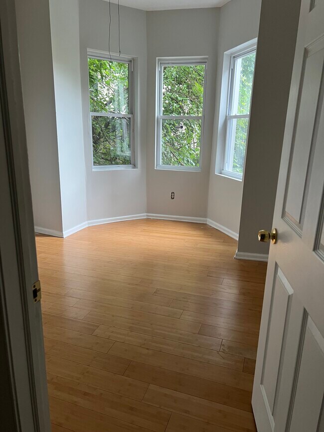 Foto del edificio - 2130 N 18th St