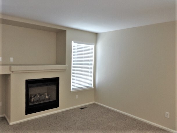 Foto del edificio - 9442 Birch Street