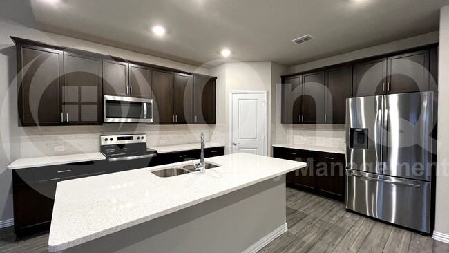 Building Photo - 1608 Lannon Ln