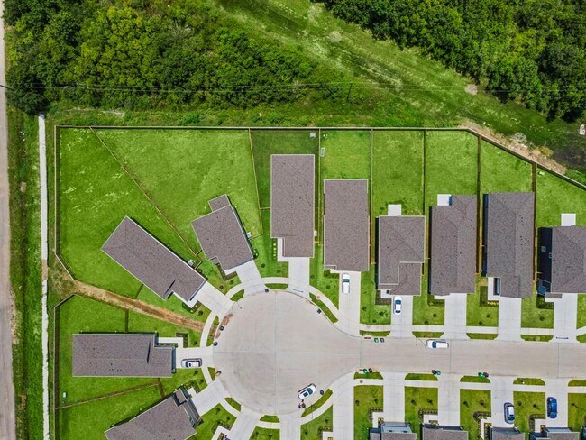 Building Photo - 5726 Madden Ln