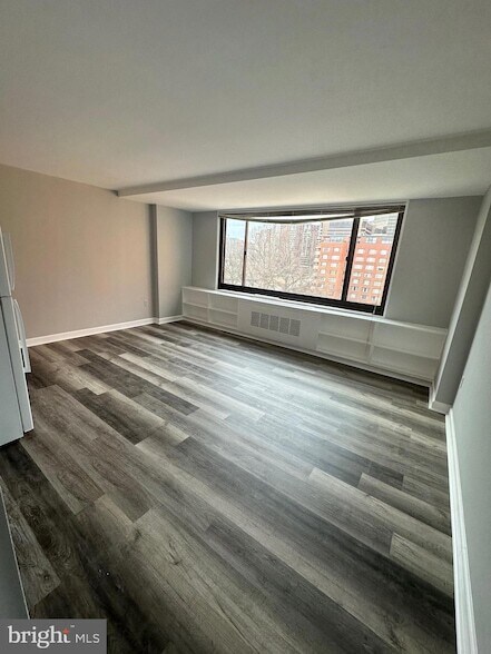 Foto del edificio - 1021 Arlington Blvd