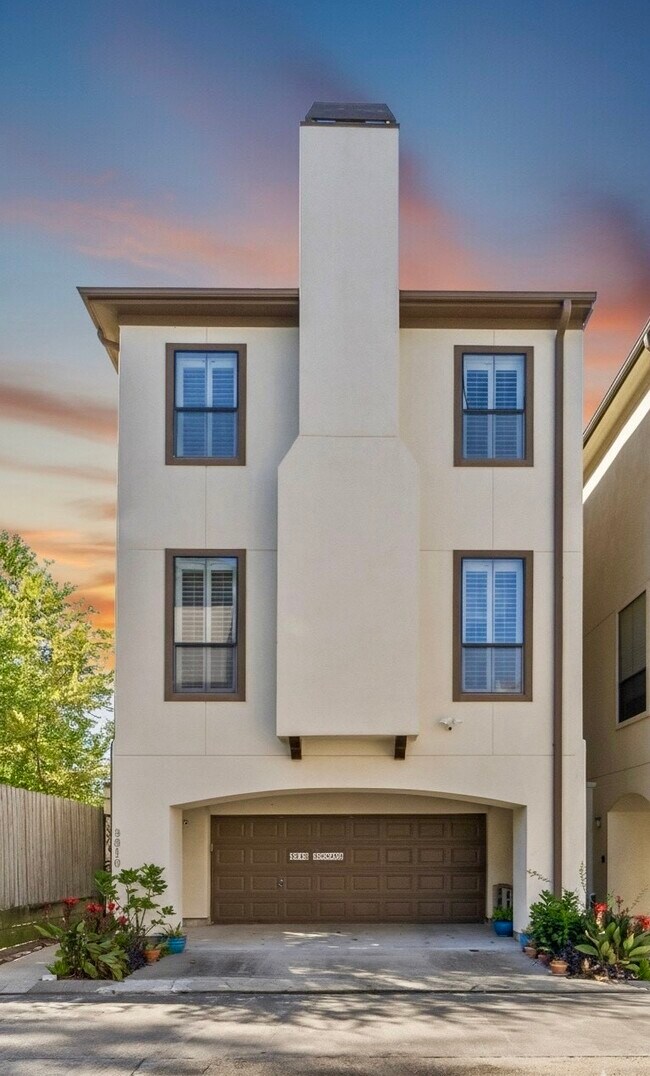 Foto del edificio - 9910 Orchard Ct