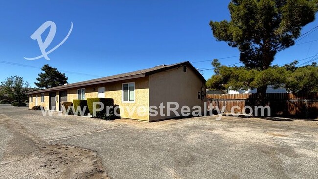 Foto del edificio - 16454 Olive St