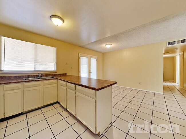 Foto del edificio - 4302 N 79th Ave