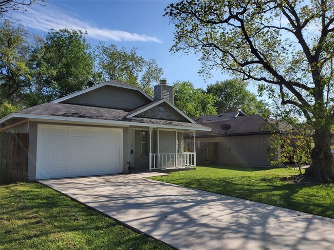 Foto del edificio - 3130 Forestbrook Dr