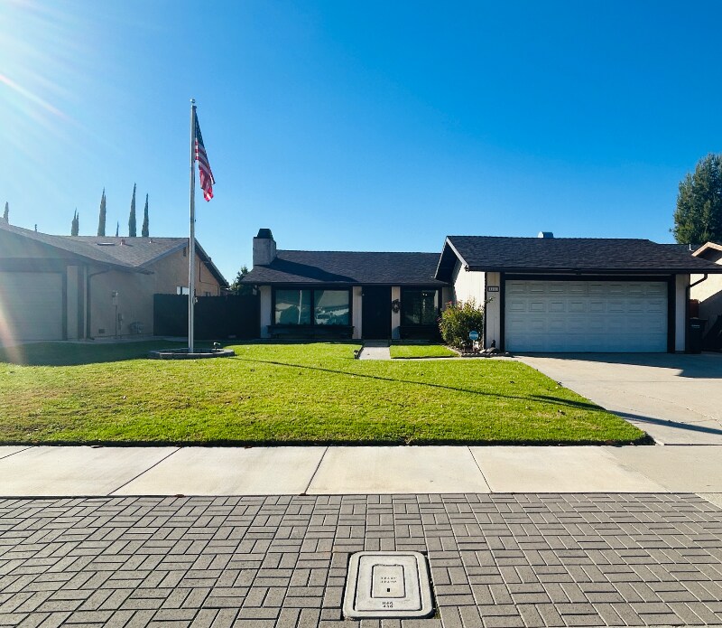 Foto principal - 1151 Canyon View Ln