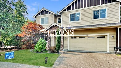 Building Photo - 255 Graham Ave NE