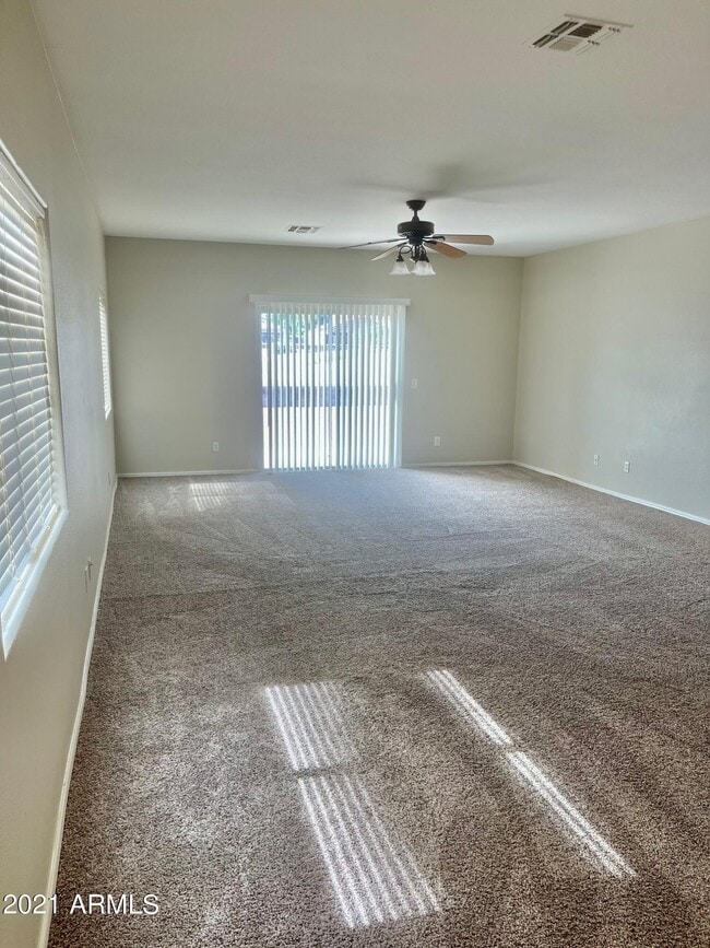 Building Photo - 23808 N Sunrise Cir