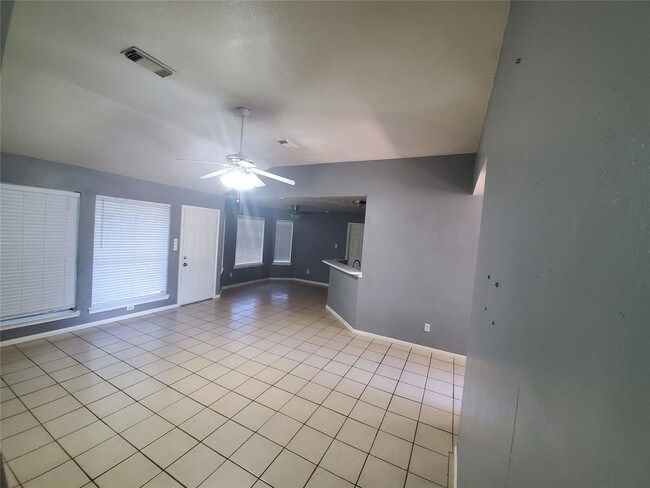 Building Photo - 5159 W Harrow Dr