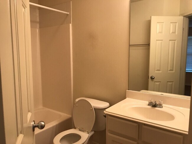 Foto del edificio - 11347 N Dowling Rd