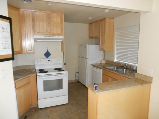 Primary Photo - 1255 Lincoln Rd