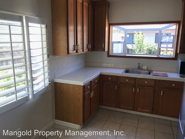 Foto del edificio - 2 br, 1.5 bath House - 1221 7th Street