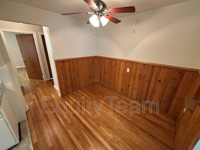 Foto del edificio - 6086 Dryden Ave