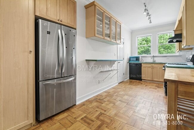 Foto del edificio - 878 Briarcliff Rd NE
