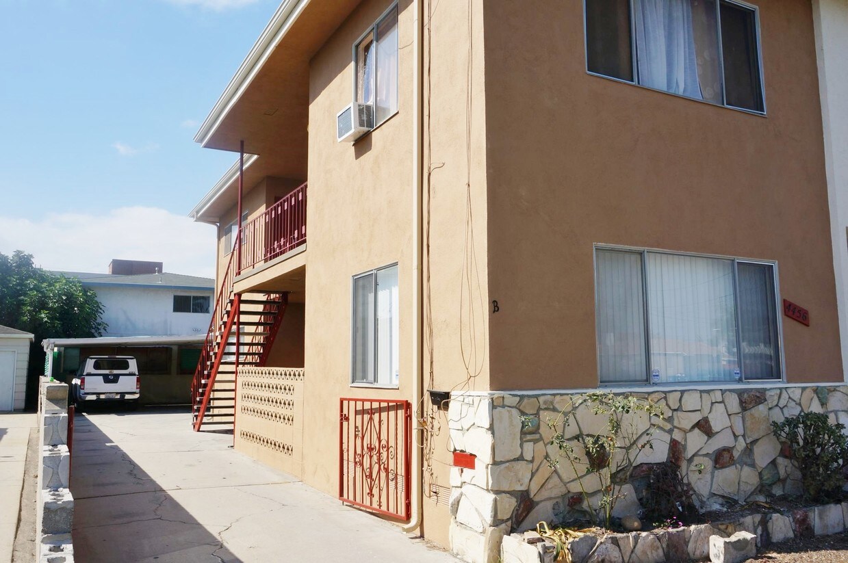 4456 W 115th St Unit A, Hawthorne, CA 90250 Condo for Rent in