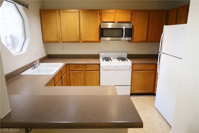 Building Photo - 5002 S Rainbow Blvd