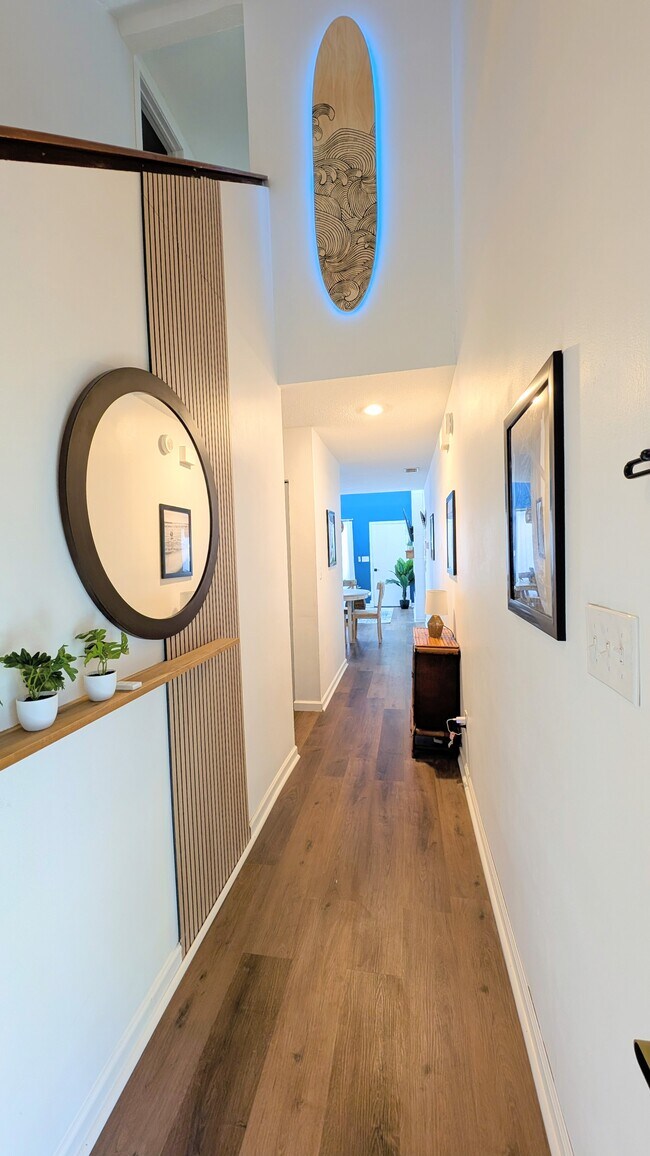 Foto del edificio - 4450 Little River Inn Ln