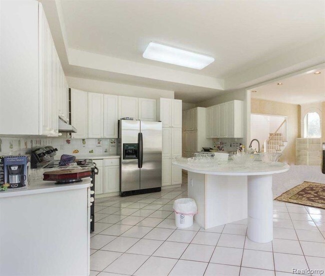 Building Photo - 5874 Orchard Woods Dr