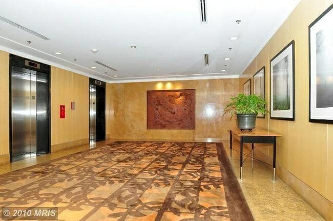 Foto del edificio - 910 M St NW