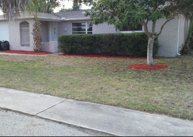 Building Photo - Newly Renovated 3/2 House - 7301 Westcott Dr.