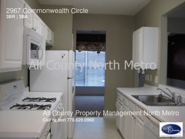 Building Photo - 2967 Commonwealth Cir