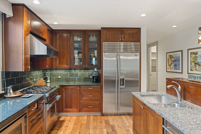 Foto del edificio - 101 N Spring St