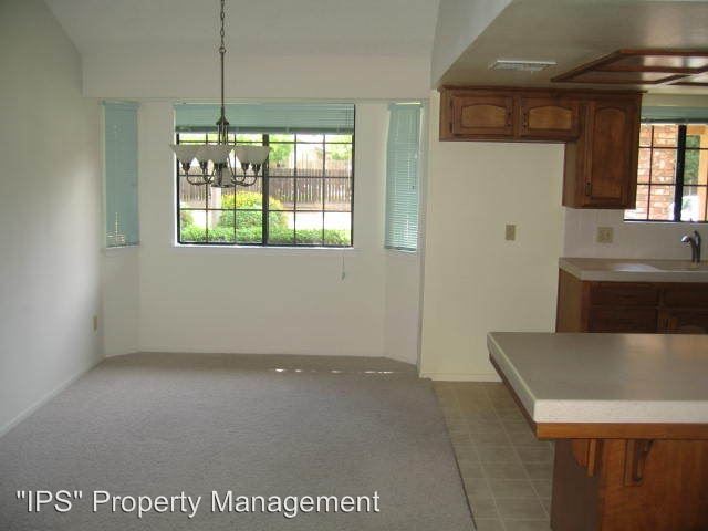 Building Photo - 3 br, 2 bath House - 9286 N. Chance Ave.