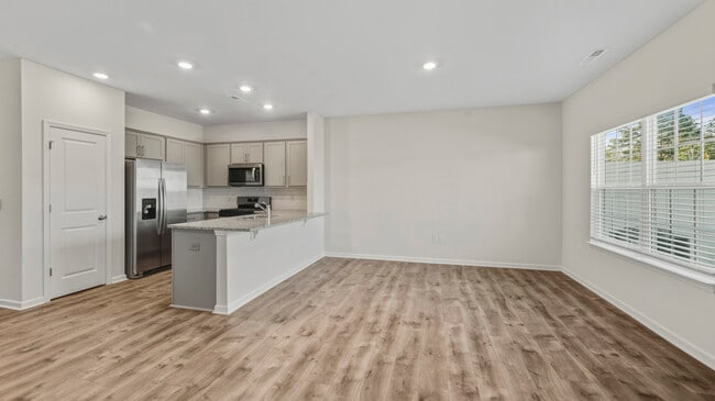 Foto del edificio - 153 Leo St