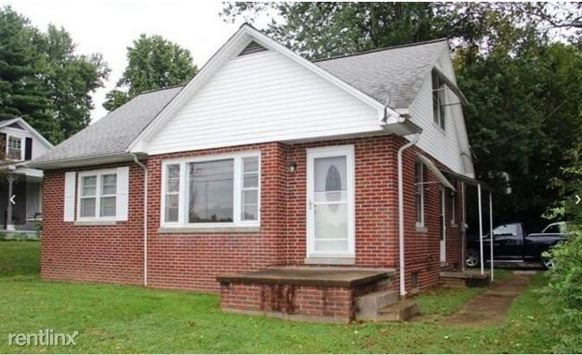 Building Photo - 1705 Payne St