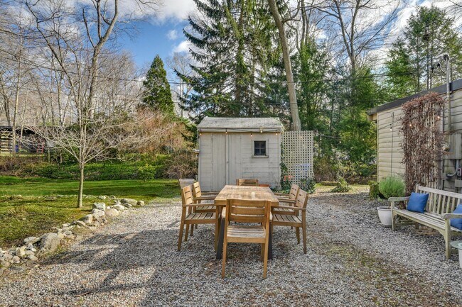 Building Photo - 3 Alewives Rd