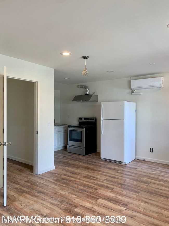 Building Photo - 4 br, 4 bath House - 21008 Costanso St.