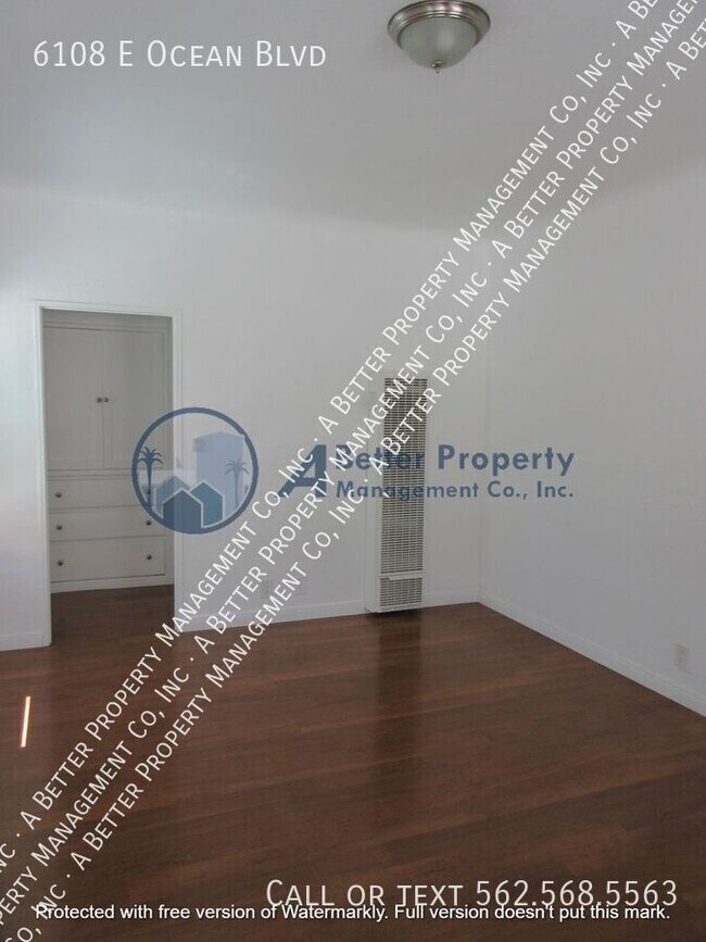 Foto del edificio - 6108 E Ocean Blvd