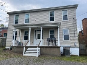 Building Photo - 4517 Coleridge St
