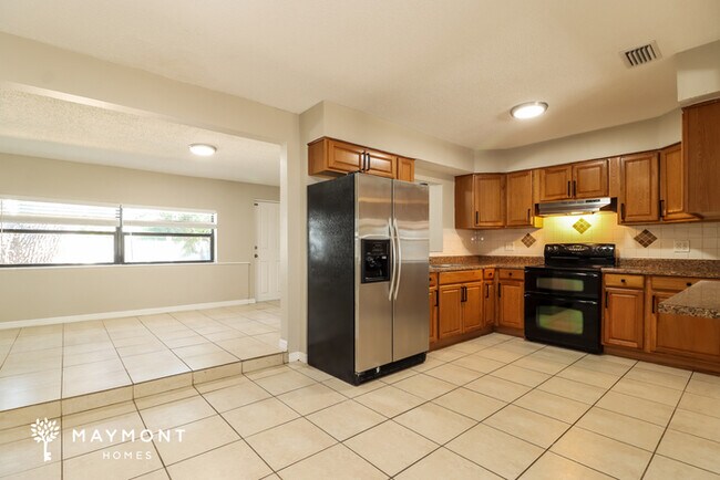 Foto del edificio - 12201 106th St