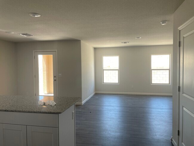 Building Photo - 6509 S Prado Cir