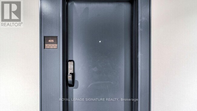 Photo du bâtiment - 405 Dundas St W